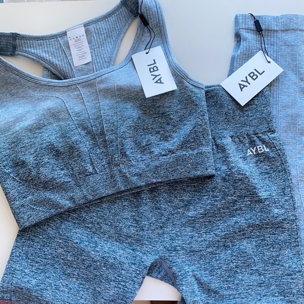 ✨SOLD✨ AYBL seamless ombré set